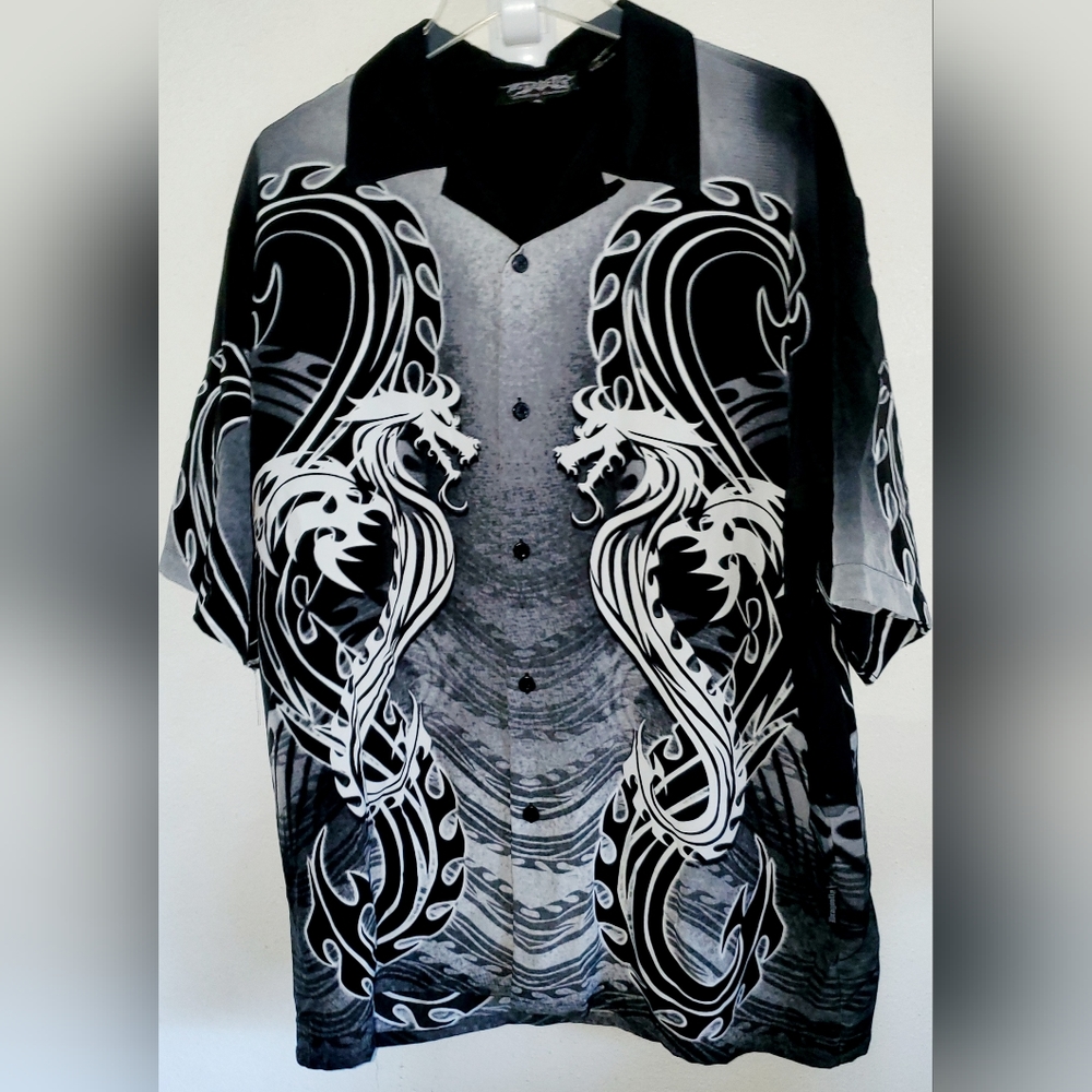 Vintage  Double Dragon Graphic XL Button Up Shirt.